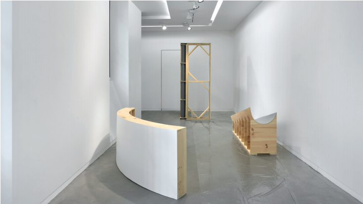 Cyrile Zarcone, Vue de l’exposition Re/ Productions à la galerie Eric Mouchet, 2016 © Rebecca Fanuele